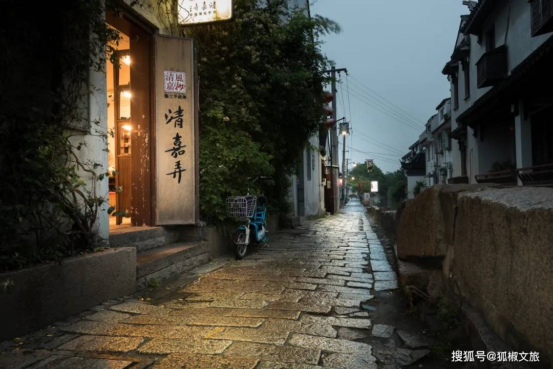 潜江最新一期，巷弄里的隐藏瑰宝探索之旅