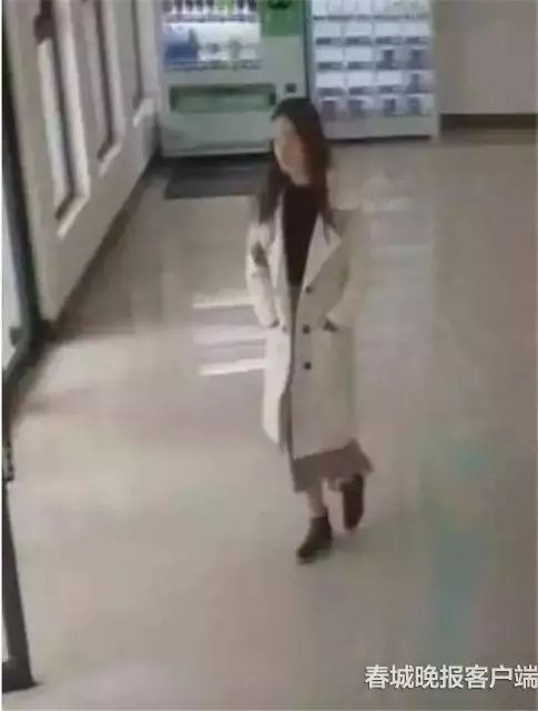 云南女大学生最新发现，小巷深处的独特小店探索