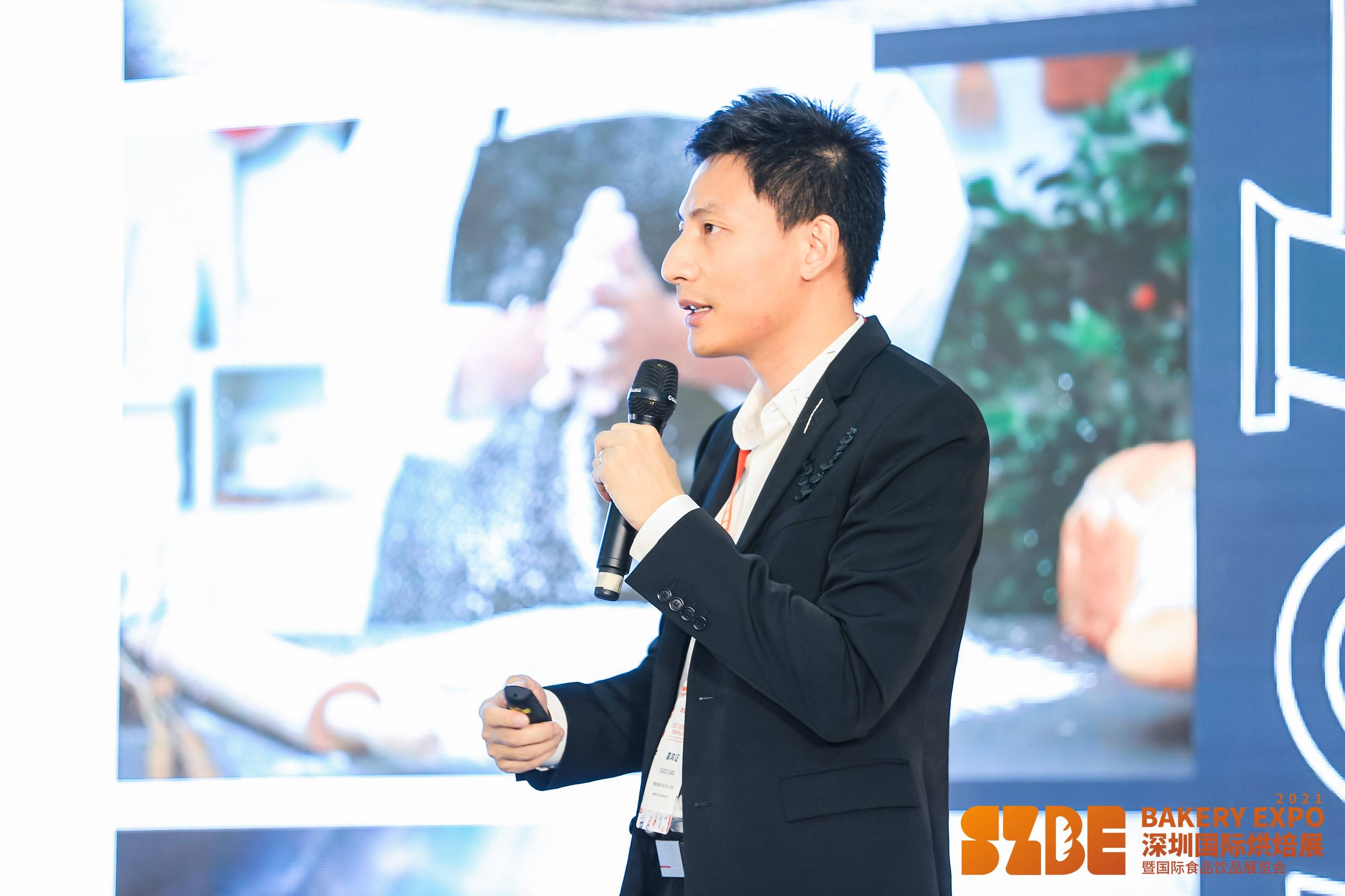 何炅出柜传闻与最新科技新品引领未来生活热议