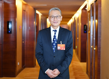 全国两会最新22条政策引领科技潮流，高科技产品介绍与展望