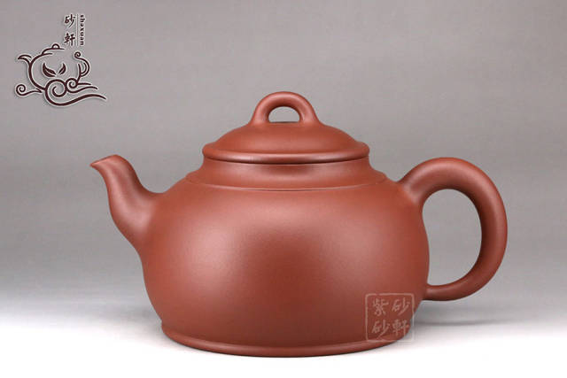 卢永强最新紫砂壶作品，传统与创新的完美融合展示